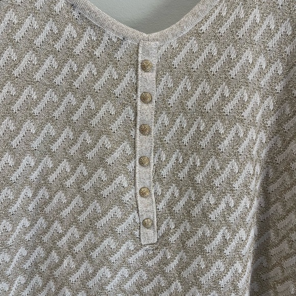 White House Black Market Tan and Gold Sleeveless Buttoned Tank Top - Picture 4 of 6